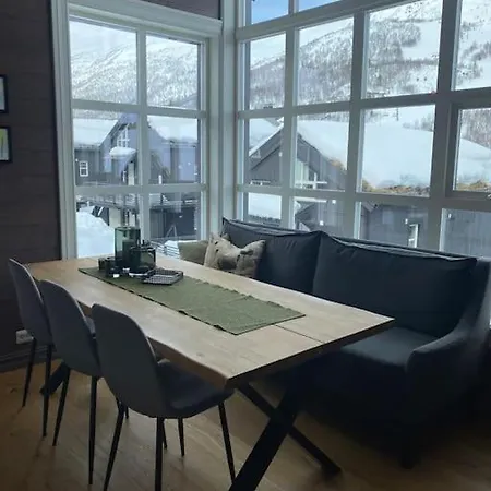Hytteleilighet Pa Strandafjellet Stranda